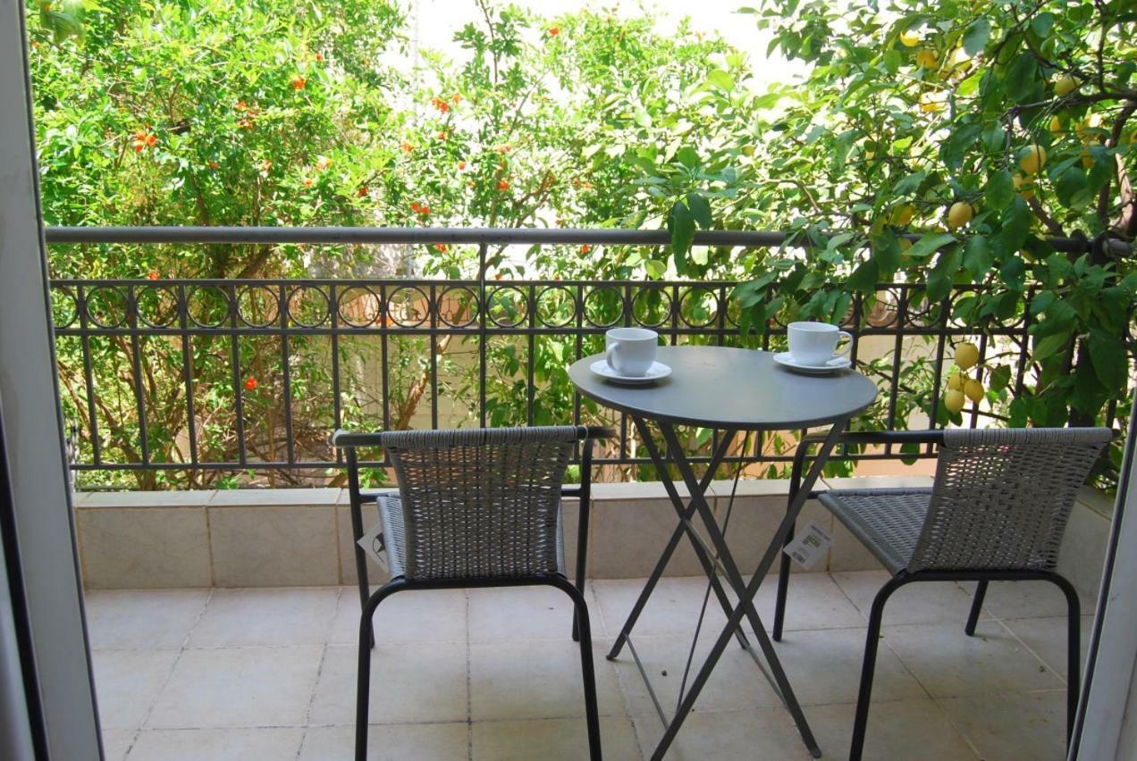 Affordable Luxury Garden Apartment Atenas Exterior foto